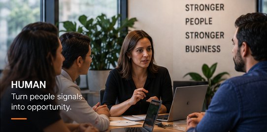 Capital humano: convertir las señales de las personas en oportunidades. Una reunión de equipo en una oficina
